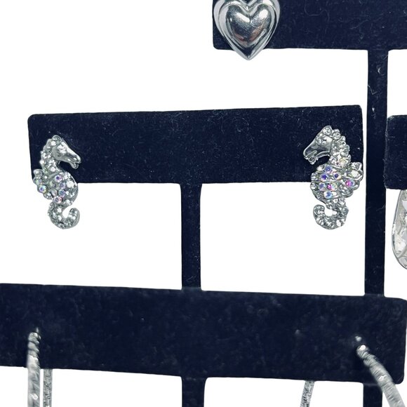 Lot of 5 Silver Tone Pierced Earrings (5838) - Picture 3 of 9